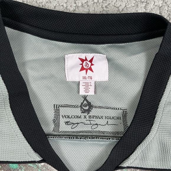 Volcom x Bryan Iguchi Shirt Mens XXL Gray Tokyo True To This Art Pullover Skater - Picture 4 of 10